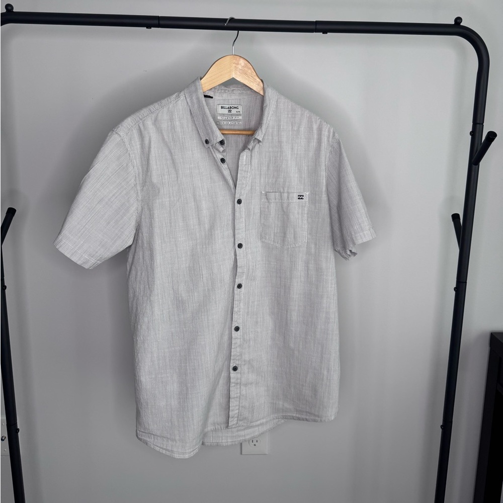 Billabong Men's Button Down Shirt